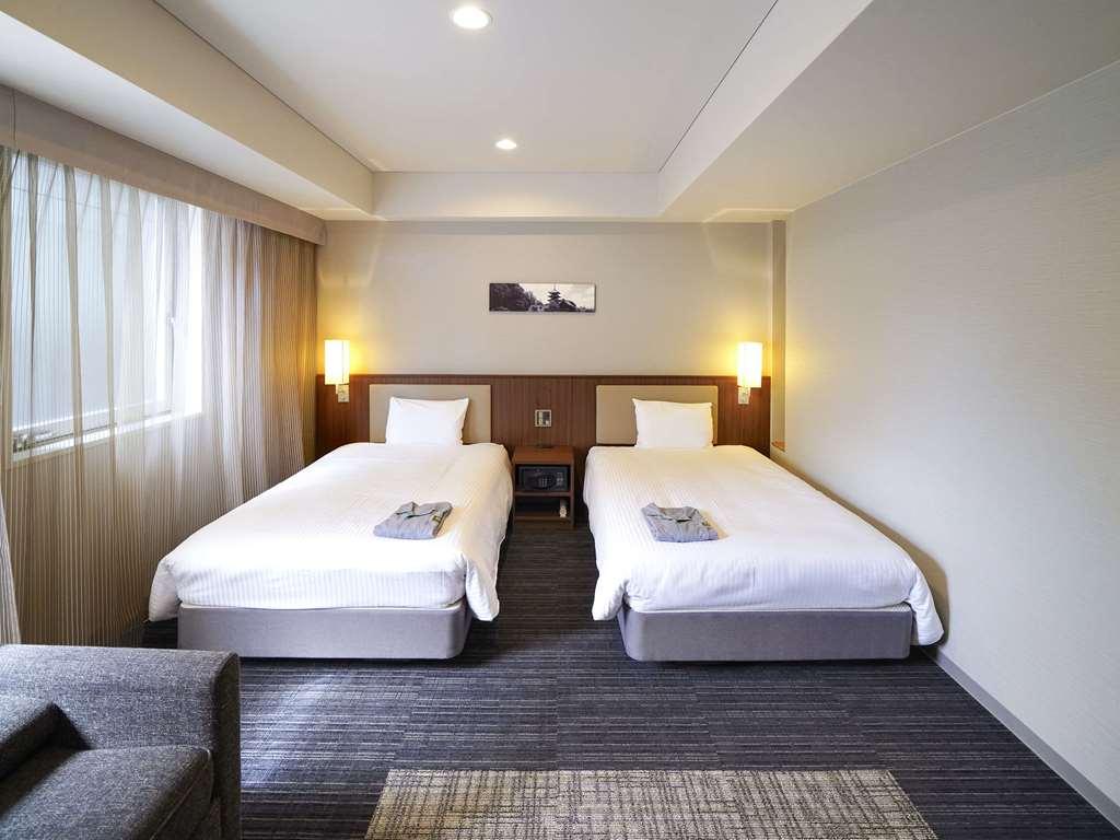 酒店 Ibis Styles Shijo 3*